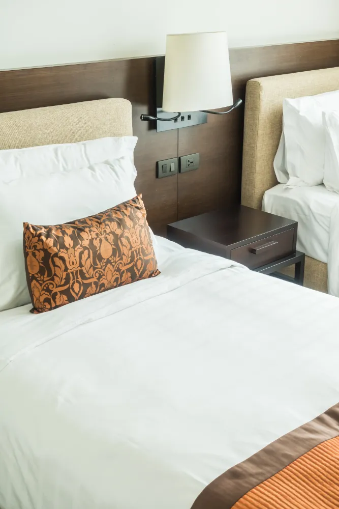 bedrooms-bathrooms-pics (4)