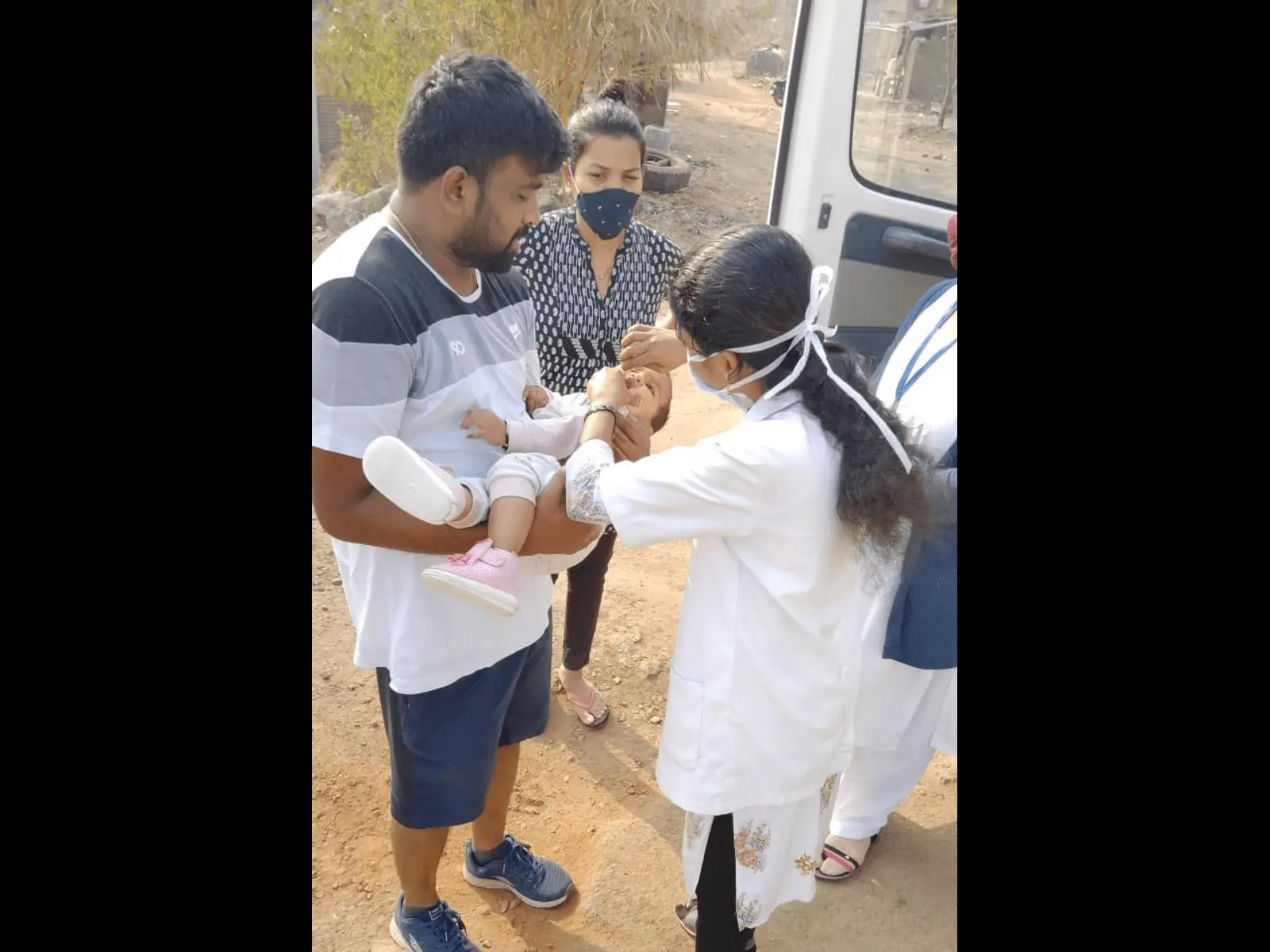 Inauguration of Mobile Medical Unit Van-Handing over keys